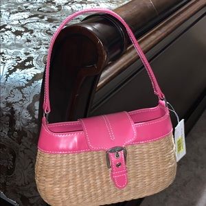 🌸Pink Straw Purse👛 for a picnic or shopping🌸